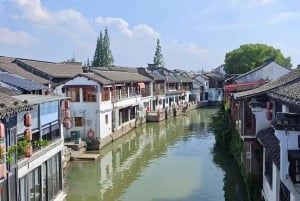 上海：朱家角水郷と書道体験