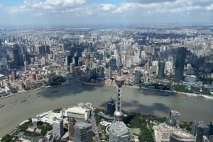 Shanghai: Zhujiajiao Wasserstadt mit Shanghai Tower besuchen