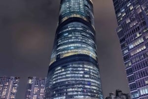 Shanghai: Zhujiajiao Wasserstadt mit Shanghai Tower besuchen