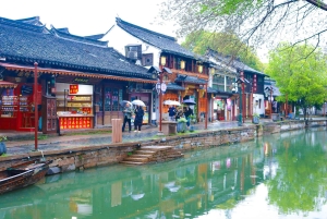 Shanghai: Zhujiajiao, Yu Garden, & Bund Day Tour