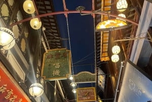 Rób zakupy jak miejscowy: poznaj rynek z rodzimym akcentem