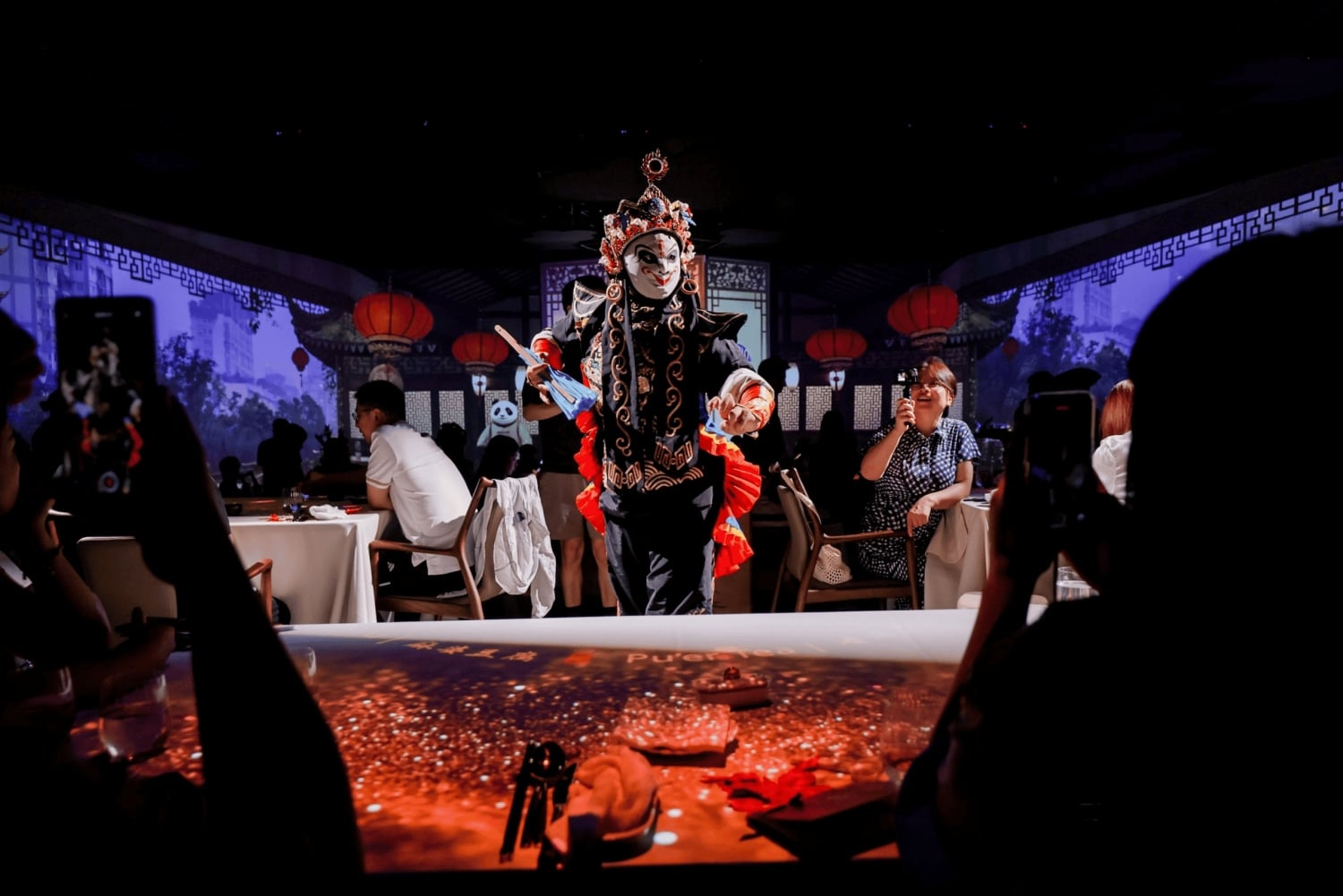 SABOR DA CHINA·Xangai: Restaurante Panda Chinês Antigo