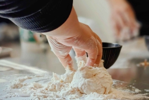 Lag suppe-dumplings: Vegansk eller med svinekjøtt i Shanghai Shikumen