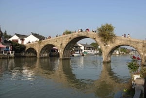 Water Town Zhujiajiao Shanghai: Boat Ride,Sights,Bites&Sips