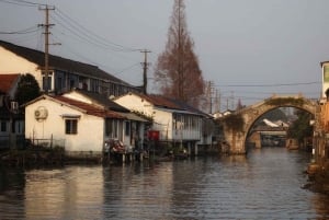 Water Town Zhujiajiao Shanghai: Boat Ride,Sights,Bites&Sips