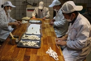 Water Town Zhujiajiao Shanghai: Boat Ride,Sights,Bites&Sips