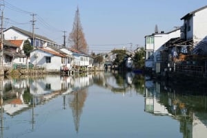 Water Town Zhujiajiao Shanghai: Boat Ride,Sights,Bites&Sips