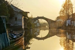 Vesikaupunki Zhujiajiao Shanghai: Sights,Bites&Sips...