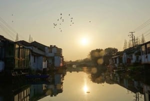 Vesikaupunki Zhujiajiao Shanghai: Sights,Bites&Sips...