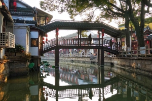 Vesikaupunki Zhujiajiao Shanghai: Sights,Bites&Sips...