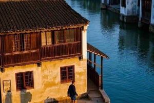 Wuzhen: Visita noturna às cidades aquáticas de Xizha e Dongzha
