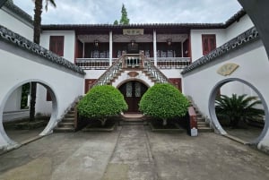 Zhujiajiao Water Village: Private Tour from Shanghai