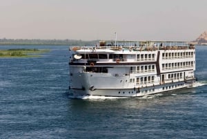 カイロ：ナイル川クルーズと気球飛行を楽しむエジプトの見どころ11日間ツアー