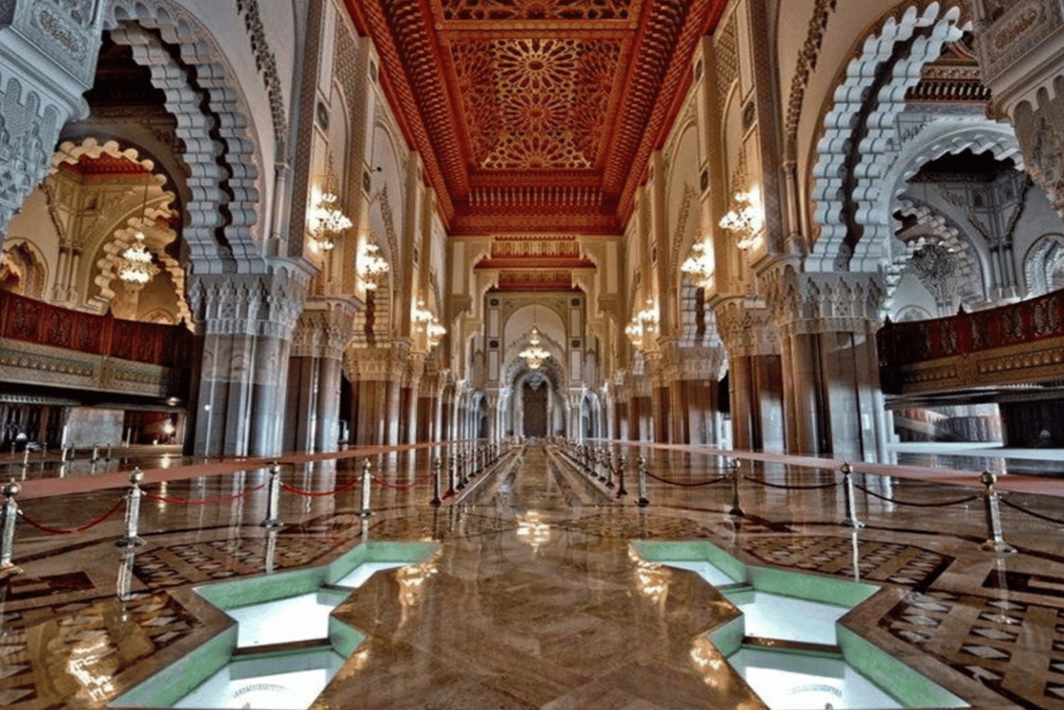 Из Марракеша: экскурсия по Касабланке и мечеть Хасана II