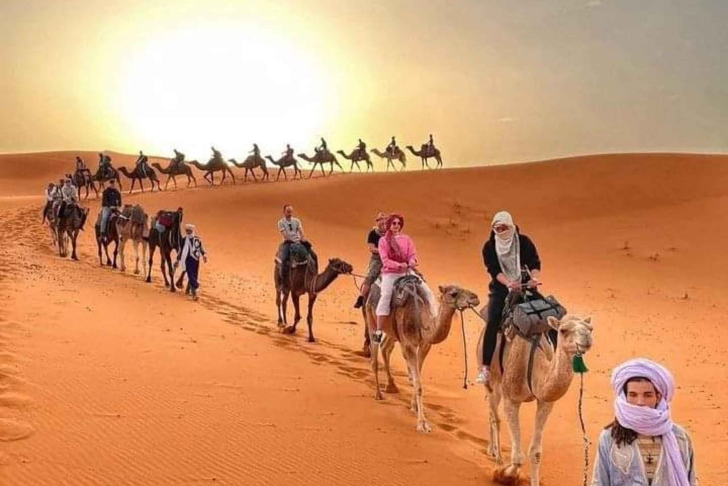 Из Мерзуги: ночная верблюжья прогулка по дюнам Эрг-Чебби