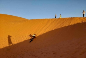 Из Мерзуги: ночная верблюжья прогулка по дюнам Эрг-Чебби