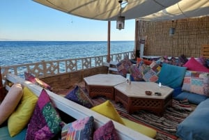 Sharm: 2 giorni a Dahab, Canyon, Safari, Snorkeling con soggiorno in campeggio