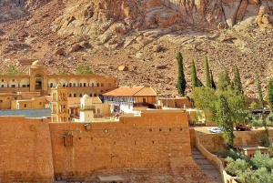 Из Шарм-эль-Шейха: однодневная поездка в Св. Екатерину и Дахаб