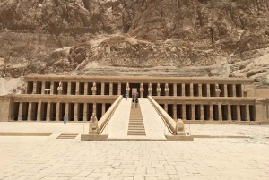 Von Sharm El Sheikh aus: Geführte Tagestour nach Luxor mit dem Flugzeug