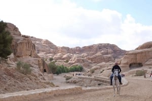 From Sharm ElSheikh: The Lost City (Petra) Day Tour by Ferry