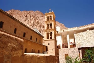 Depuis Sharm : randonnée, aurore et monastère au mont Sinaï