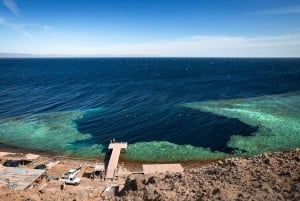 Desde Sharm o Dahab Experiencia de Buceo en el Agujero Azul y el Cañón del Mar