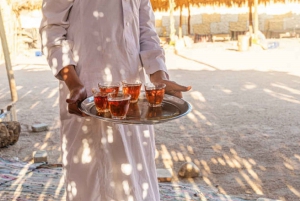 Vanuit Sharm: Privé ATV Zonsopgang of Zonsondergang & Bedoeïenendorp