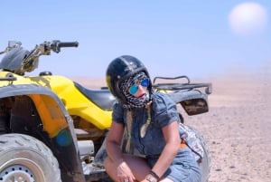 Vanuit Sharm: Privé ATV Zonsopgang of Zonsondergang & Bedoeïenendorp