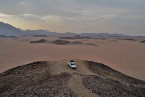 Hurghada: Quad Bike, Buggy, Jeep Safari, Camel Ride & Dinner