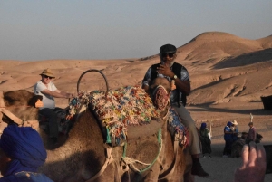 Марракеш: тур на квадроцикле по Агафе с катанием на верблюдах, ужином и шоу