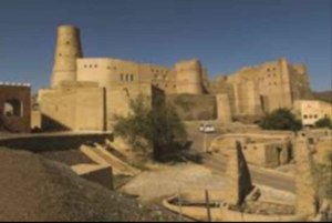 Маскат: однодневная экскурсия в Джабаль-Шамс и Низву