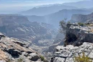 Маскат: однодневная экскурсия в Джабаль-Шамс и Низву