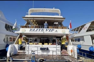 Sharm: Adults only Elite cruise to Tiran Island with Lunch