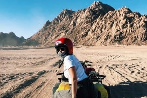 Sharm El Sheikh : Excursion en quad, observation des étoiles, chameau, dîner et spectacle