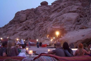 Sharm El-Sheikh: Excursão de um dia no deserto com tenda beduína e buggy