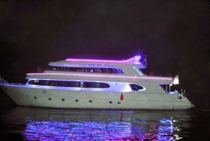 Sharm El Sheikh: Dinner Cruise on a Luxury Yacht with Show