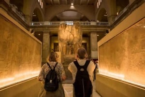 Sharm El Sheikh: Escursione di un giorno all'altopiano di Giza e al Museo Egizio