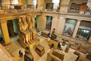 Sharm El Sheikh: Dagtrip naar het Gizeh Plateau en Egyptisch Museum