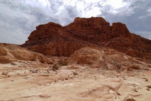 Sharm El Sheij: Excursión matinal en quad ATV con Echo Mountain