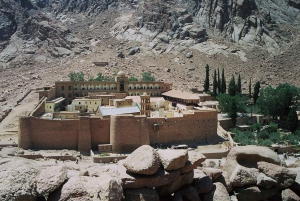 Sharm el-Sheij Excursión al Monte Sinaí y al Monasterio de Catalina