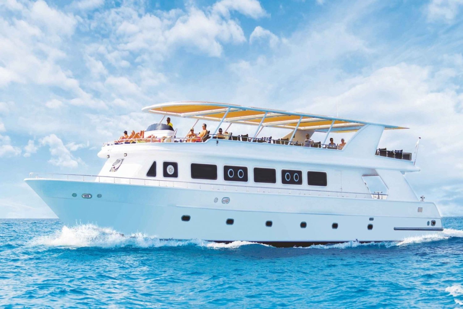 Sharm el-Sheikh: Premium Ras Mohammed & White Island cruise