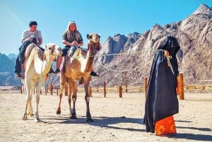 Sharm El Sheikh: Quad Desert Safari och Parasailing Trip