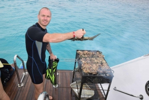 Sharm El-Sheikh: Ras Muhammed and White Island Cruise Tour