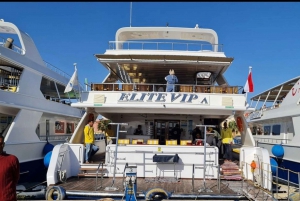 Sharm: Cruzeiro VIP de mergulho com snorkel de elite com buffet de churrasco e almoço