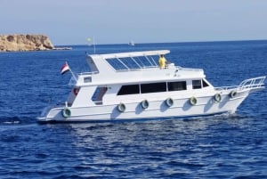 Sharm: Yacht privato di lusso con pranzo e bevande opzionali