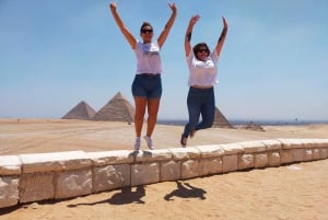 Tour to explore pyramids of giza,step pyramids and Memphies