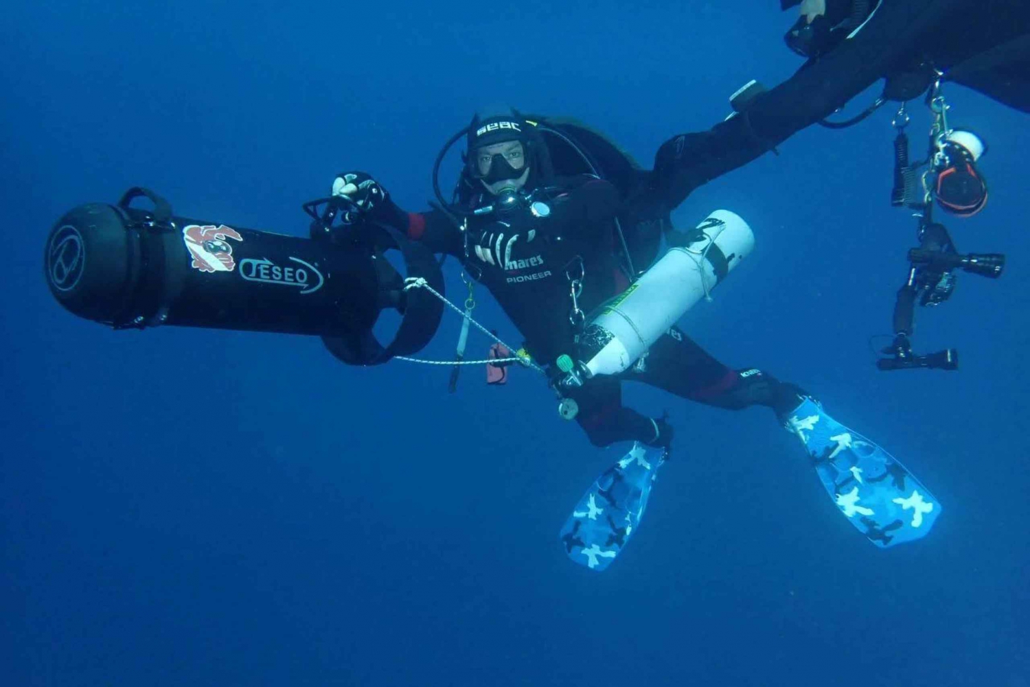 Aci Castello: Underwater Scooter Diving Tour