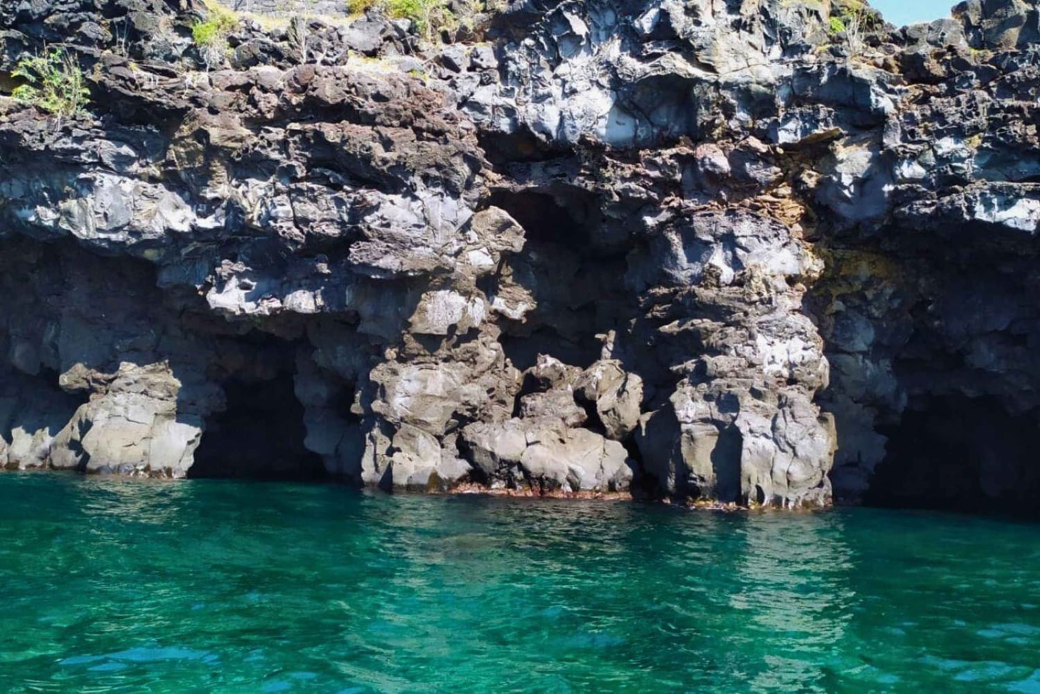 Aci Trezza: Zyklopeninsel, schwimmen im Meer von Odysseus