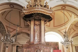 Acireale: Baroque walking and wine tasting at the Batia