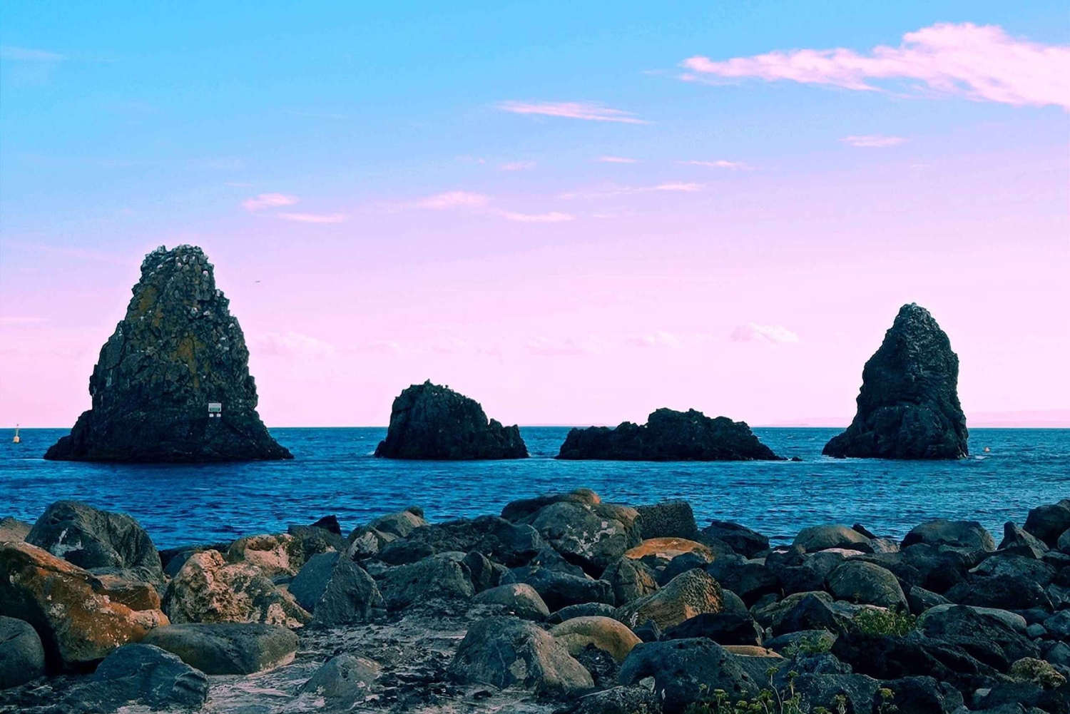 ACITREZZA & ACICASTELLO: RONDLEIDINGEN MET VERTREK VANUIT CATANIA